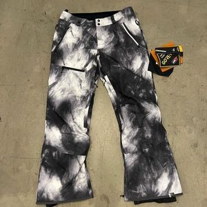 Men’s Quicksilver snowboarding pants size L
